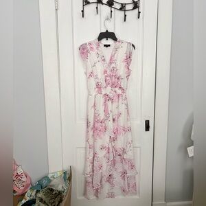 Have Floral V‑Neck Maxi Dress in White and Pink